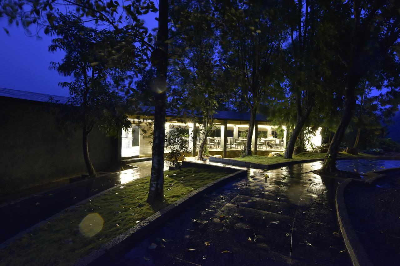 Hotel Sattva-The Awakening Garden Kakkadampoyil Esterno foto